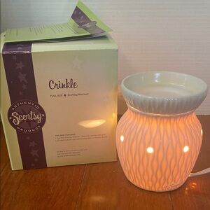 Scentsy Crinkle Full-Size wax Warmer retired works